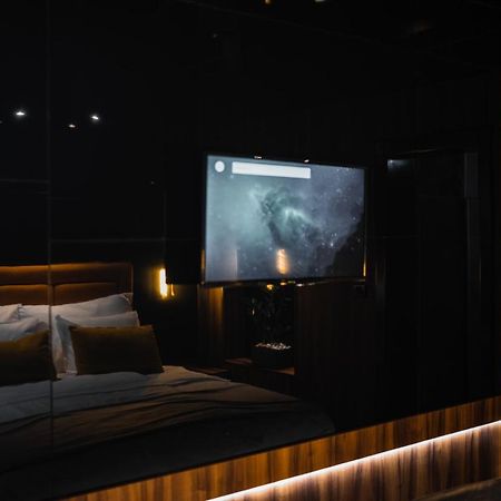 Malux Nis Apartment Bagian luar foto