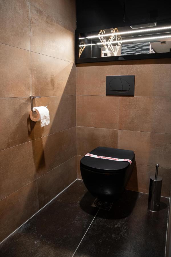 Malux Nis Apartment Bagian luar foto