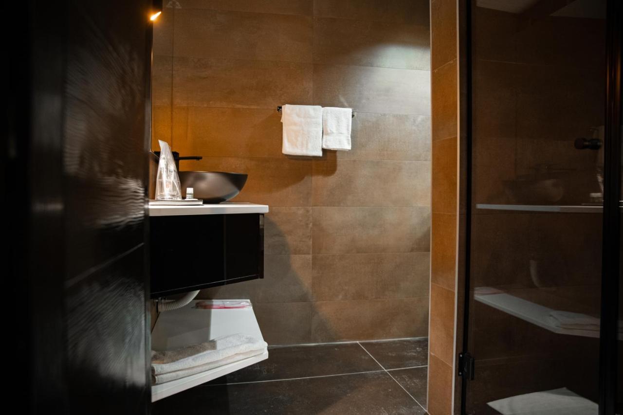 Malux Nis Apartment Bagian luar foto